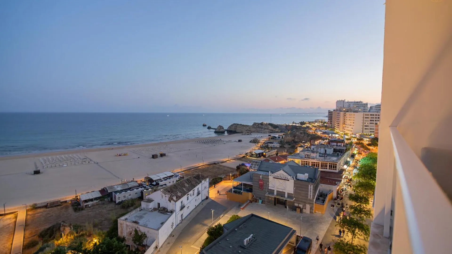 Praia Da Rocha - By The Sea 포티마오 0*,  포르투갈